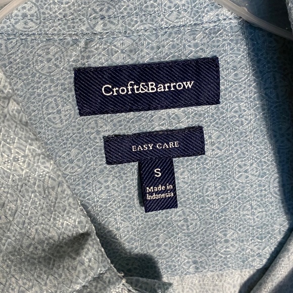 Casual Light Blue Button Down - Picture 3 of 3